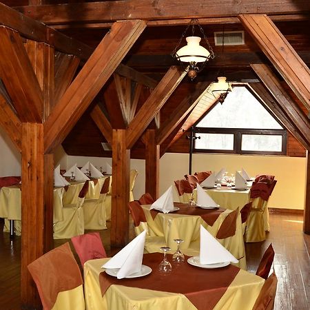 Motel Din Darste Săcele Exteriör bild