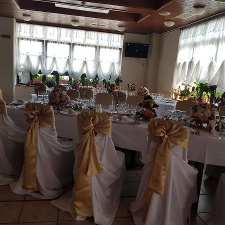 Motel Din Darste Săcele Exteriör bild