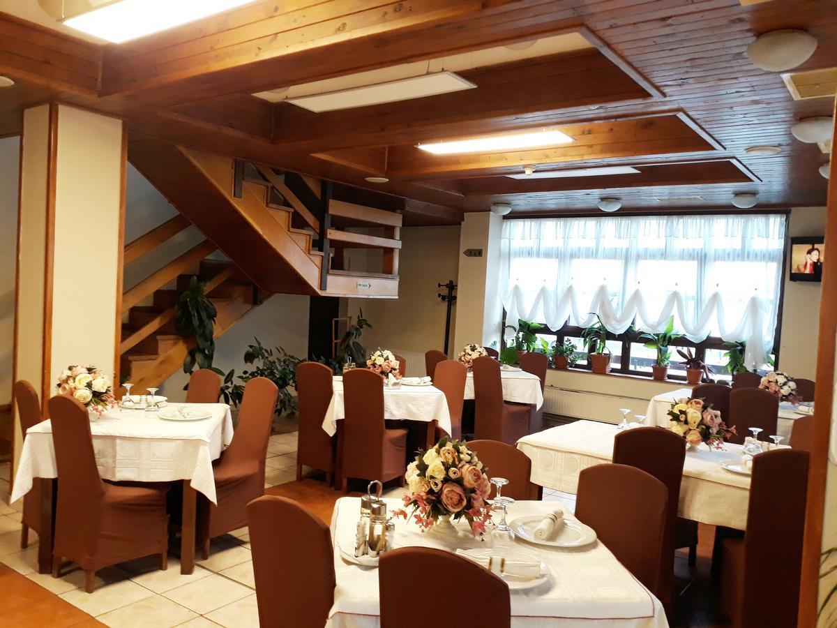 Motel Din Darste Săcele Exteriör bild
