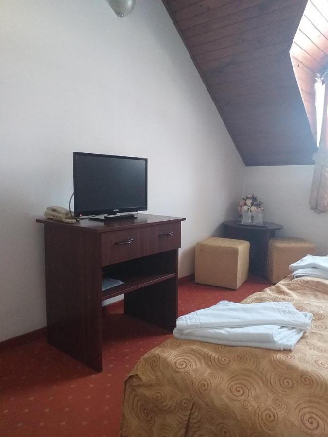 Motel Din Darste Săcele Exteriör bild